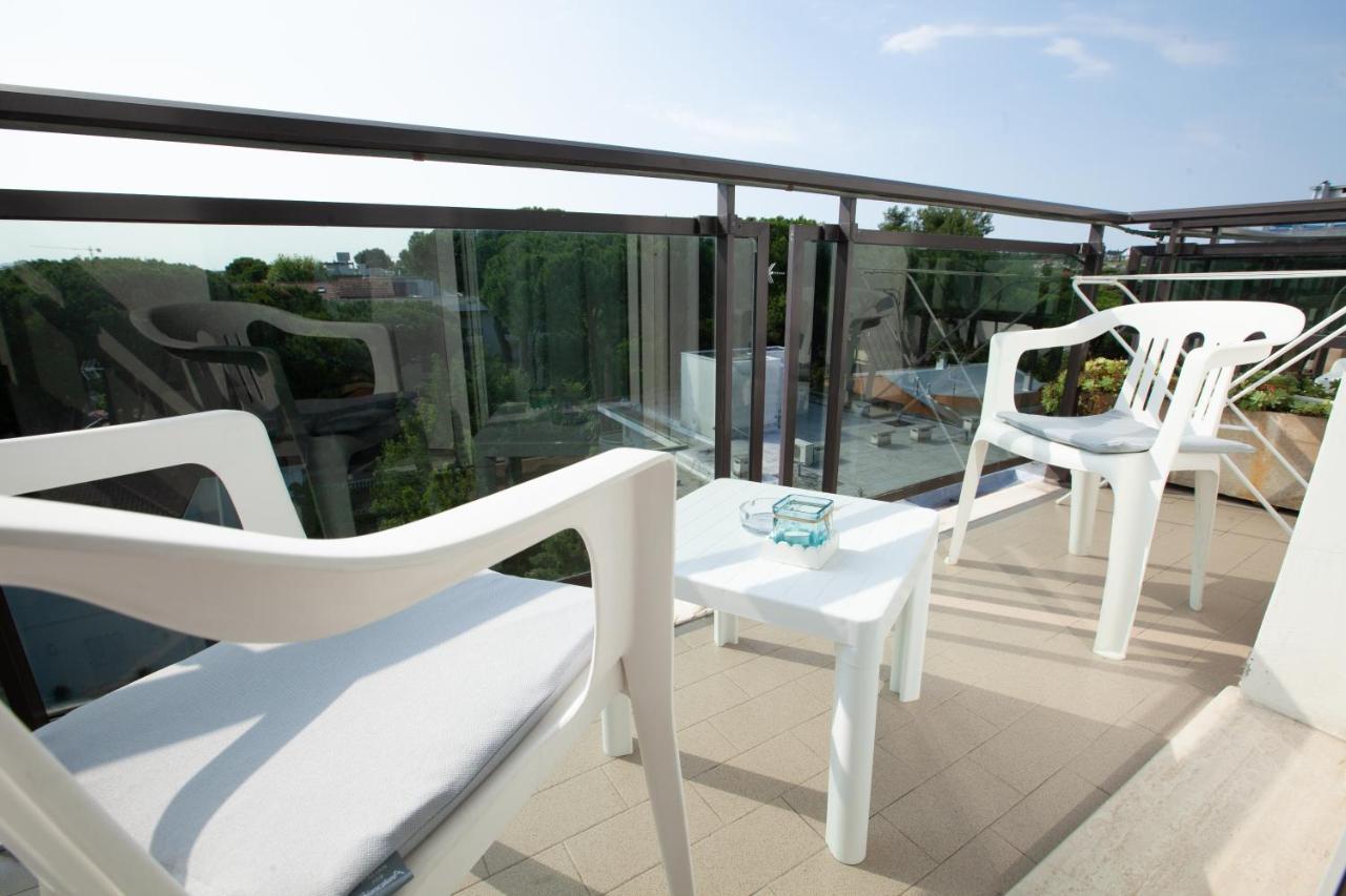 Hotel Maestri Riccione Exterior foto