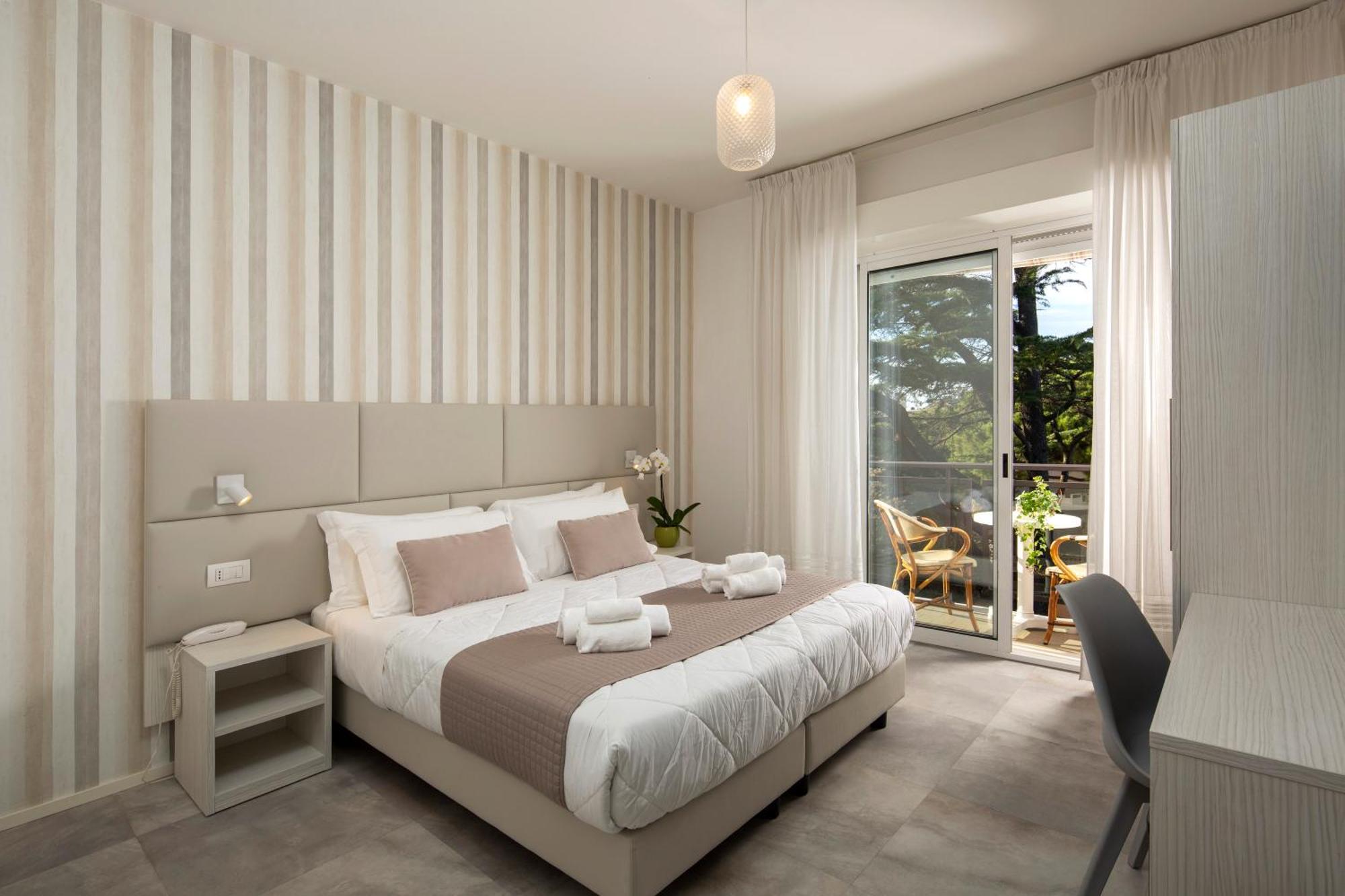 Hotel Maestri Riccione Exterior foto